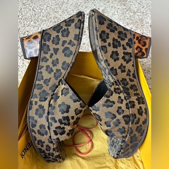 Fendi Zeppa 100MM Jacq-Macuilato +Vern Tabacco Size 9B - Picture 2 of 5